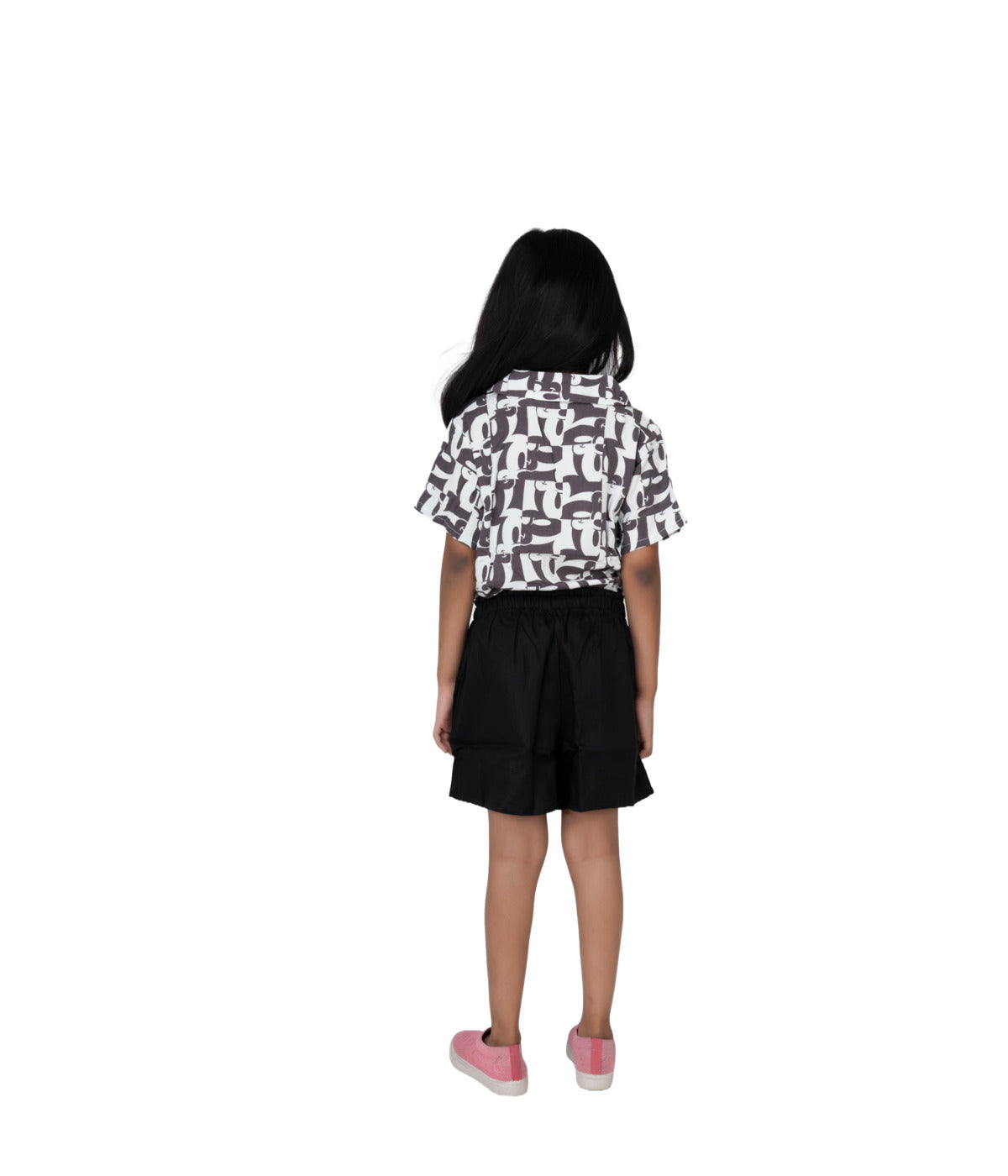 Playtime Fun with Mickey Mouse: Kidislious' Black and White Shorts Set!